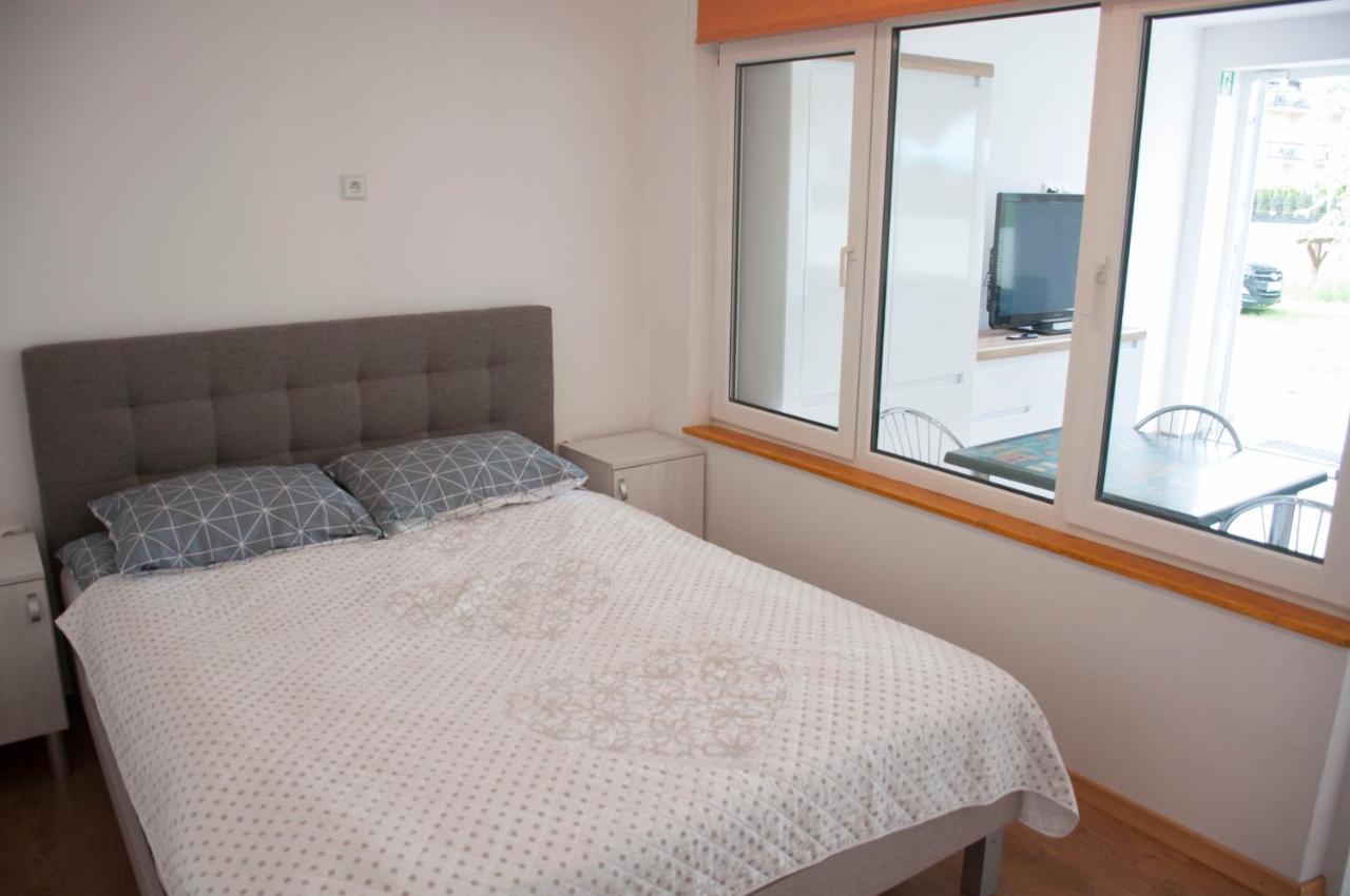 Apartament I Pokoje Aura Dom Wczasowy دارووفكو المظهر الخارجي الصورة