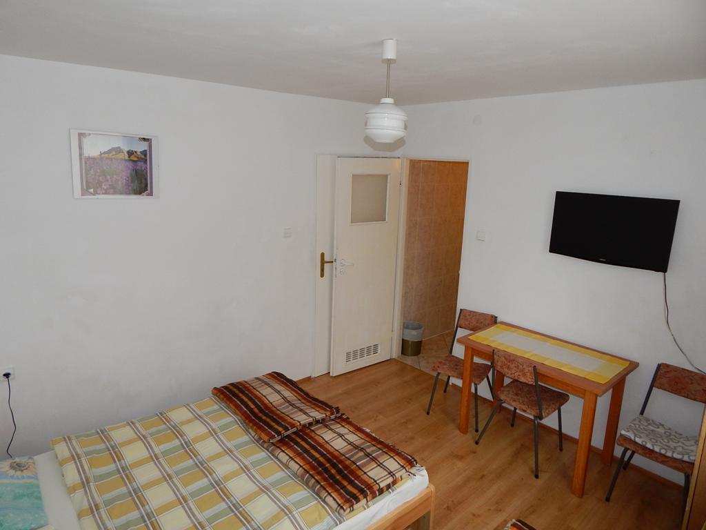 Apartament I Pokoje Aura Dom Wczasowy دارووفكو المظهر الخارجي الصورة