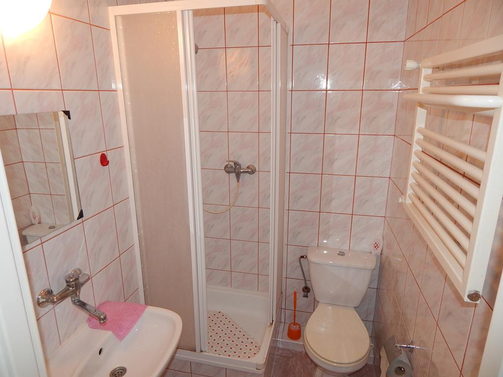 Apartament I Pokoje Aura Dom Wczasowy دارووفكو الغرفة الصورة