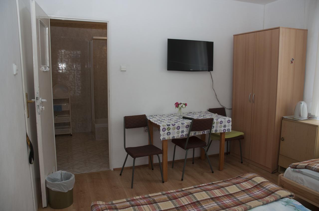 Apartament I Pokoje Aura Dom Wczasowy دارووفكو المظهر الخارجي الصورة